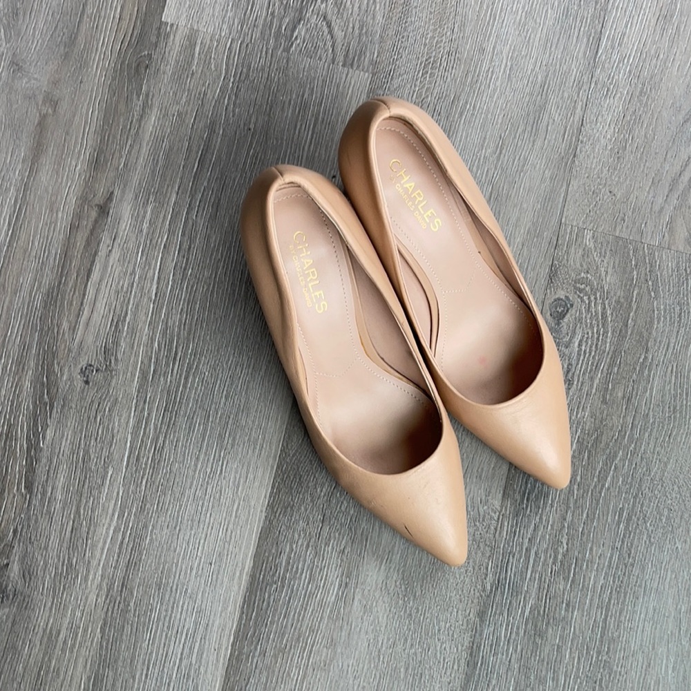 Nude heels size 8